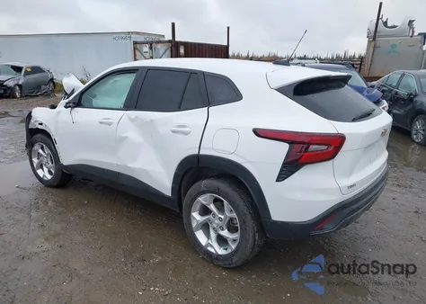 2025 Chevrolet Trax Fwd Ls z USA, uszkodzony, nr VIN KL77LFEP9SC178437